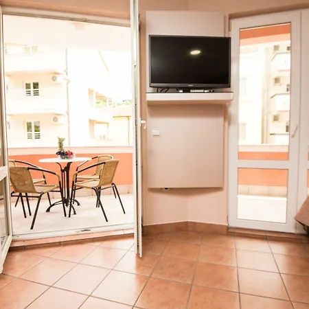 Sofija Apartment *