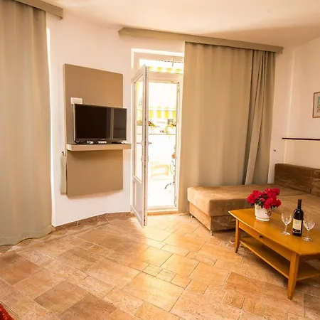 Apartment Sofija Budva