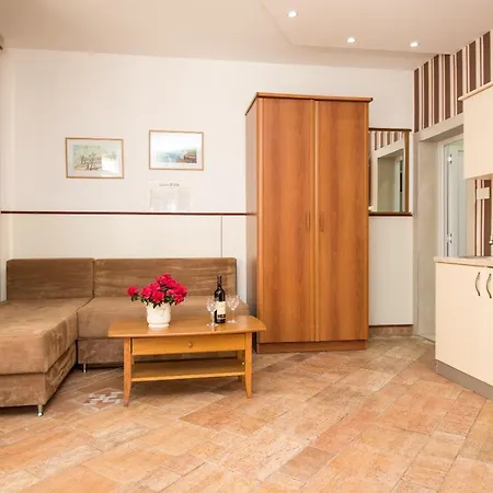 Sofija Apartment Budva